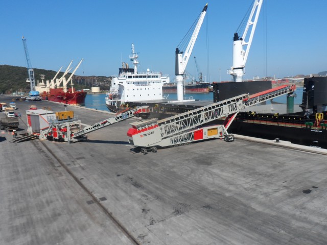 Telestack TU 1016 R Truck Unloader and TS 1242 Radial Telescopic Shiploader - shiploading at Port of Imbituba, Brazil at 750 meters cubed per hour]