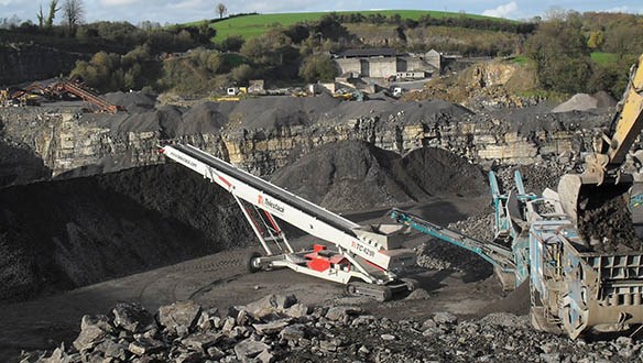 TC 421R Automatically stockpiling after warrior 1400