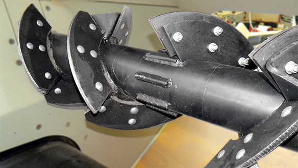 Mulch Hopper Rotating Auger 