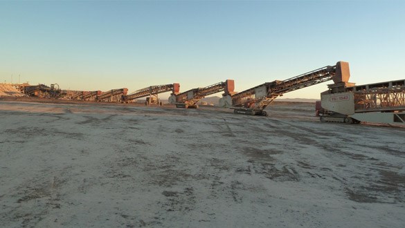 Link conveyor - Telestack Ltd