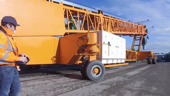 All Wheel Travel Shiploader