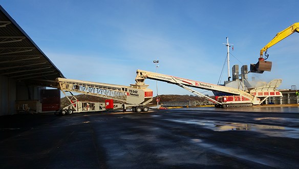 TS Shiploader