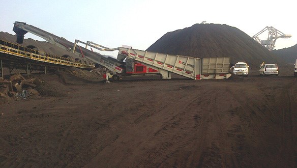 TU 1015R feeding reclaim line